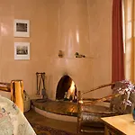 El Farolito 3*
